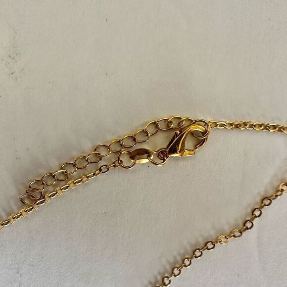 Gold tone abalone pendant necklace - Picture 6 of 10